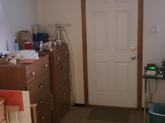 2nd image of 4226 E Tremont Ave #1