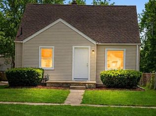 19813 Lyndon St, Detroit, MI 48223