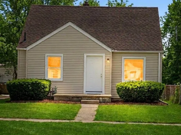 19813 Lyndon St, Detroit, MI 48223