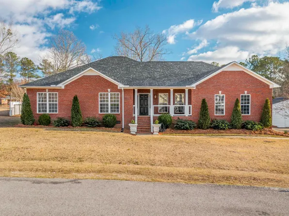 2445 Cedar Ridge Cir, Hokes Bluff, AL 35903