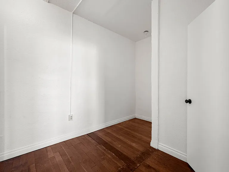 1516 N Hobart Blvd — Photo 31