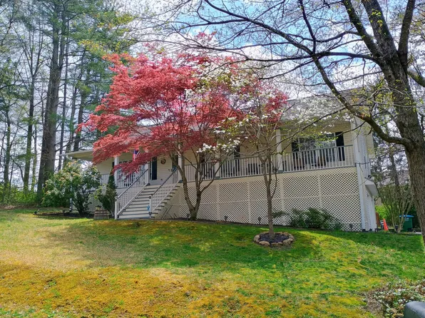 (undisclosed Address), Hendersonville, NC 28792