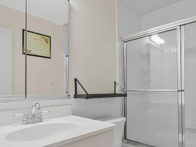 1675 Ridgely Ct #182 — Photo 36