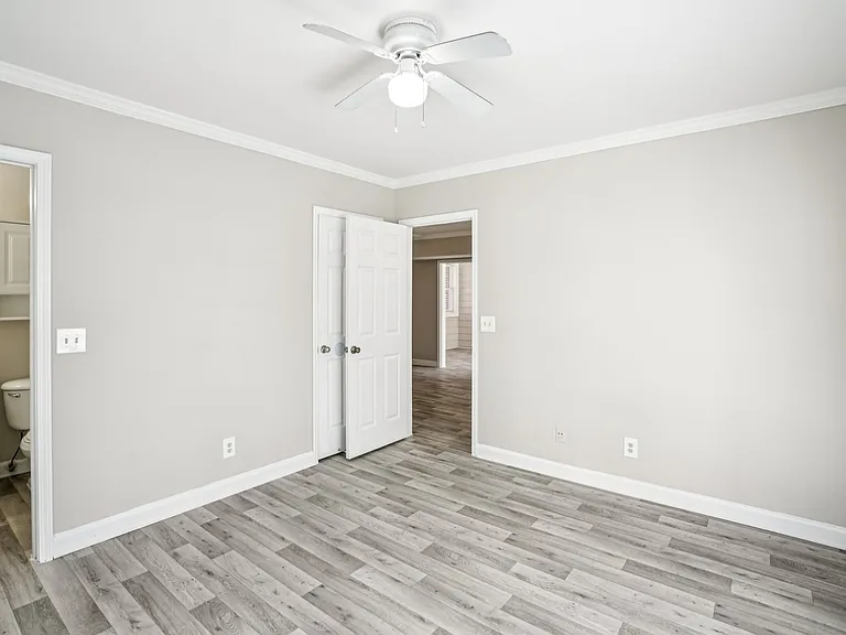 Buckhead Townhomes and Gardens — Photo 90