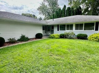 30 Cascade Ter, Burlington, IA 52601