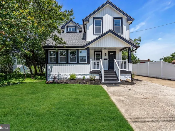 239 W Evesham Rd, Runnemede, NJ 08078