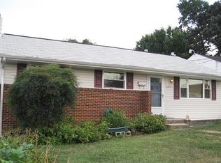 3215 Bermuda Ave, Colonial Heights, VA 23834