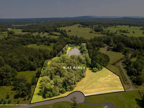 3 Langdon Dr, Dyke, VA 22935