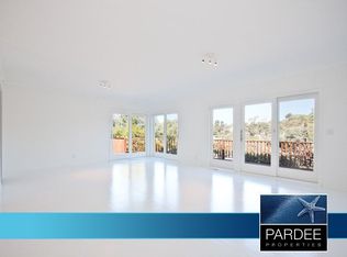 502 Entrada Dr, Santa Monica, CA 90402