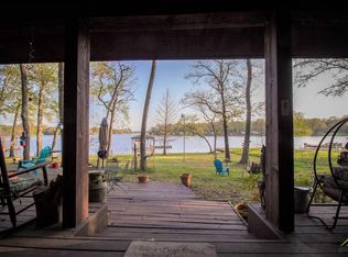 360 Island Dr, Murchison, TX 75778