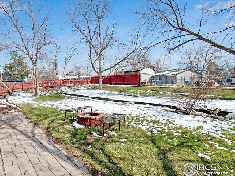 417 Skyway Dr — Photo 18