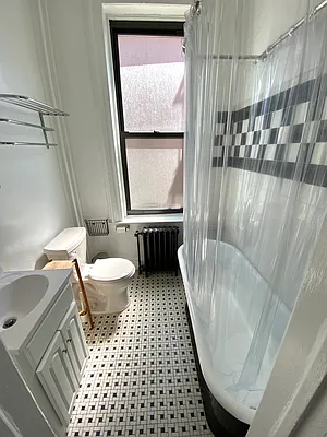 Rented by Compass | media 19