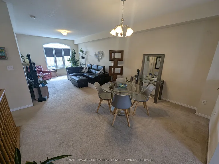2307 Sutton Dr — Photo 5