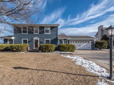 W244 N5838 Dove COURT, Sussex, WI, 53089