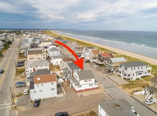 48 Commonwealth Ave, Salisbury, MA 01952