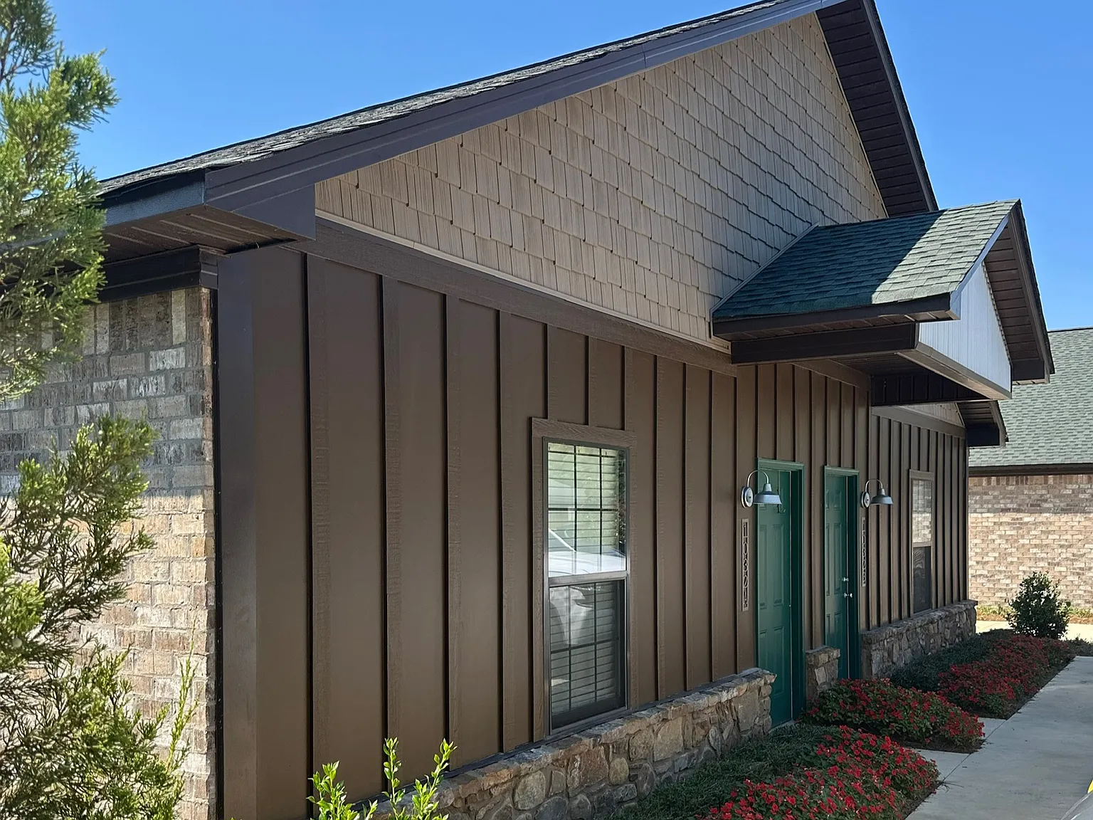 2 bed, 950 sqft, $1,300 — Photo 3