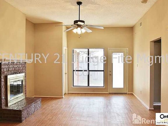 4th image of 229 High Pointe Ln