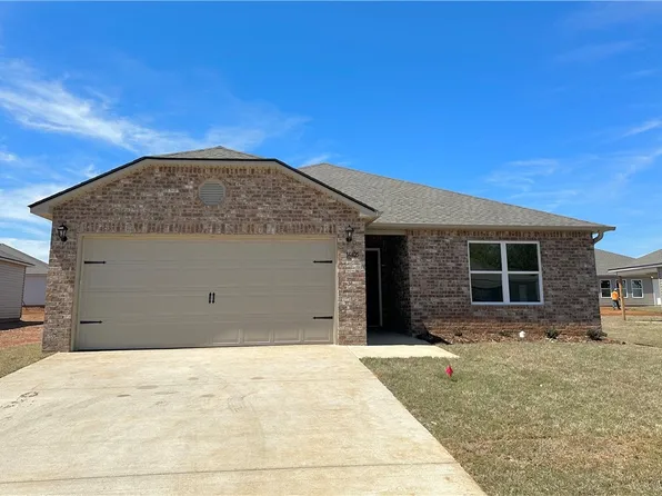 16405 Creek Dr, Moundville, AL 35474