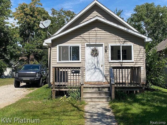 1st image of 2429 Little St