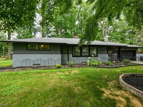 271 Willson Ave, Tallmadge, OH 44278