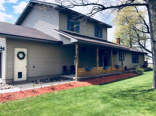 2707 W Pleasant Valley Rd, Shepherd, MI 48883