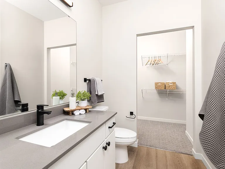 Norheim Townhomes — Photo 12