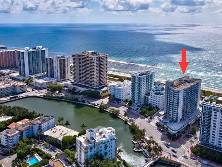 2401 Collins Ave #909 — Photo 11