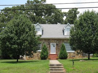 825 Skyline Dr, N Little Rock, AR 72116