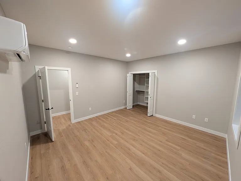 1 N Minnesota St #202 — Photo 6