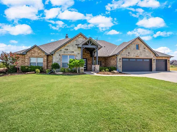 1735 NE 41st St, Lawton, OK 73507