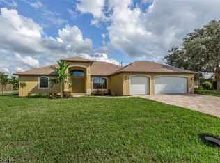 25 SE 14th Court Cpe, Coral, FL 33990