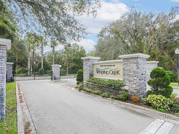 3rd image of 140 Bayberry Cir Unit 1408