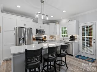 2235 Picnic Dr, Newton, NC 28658