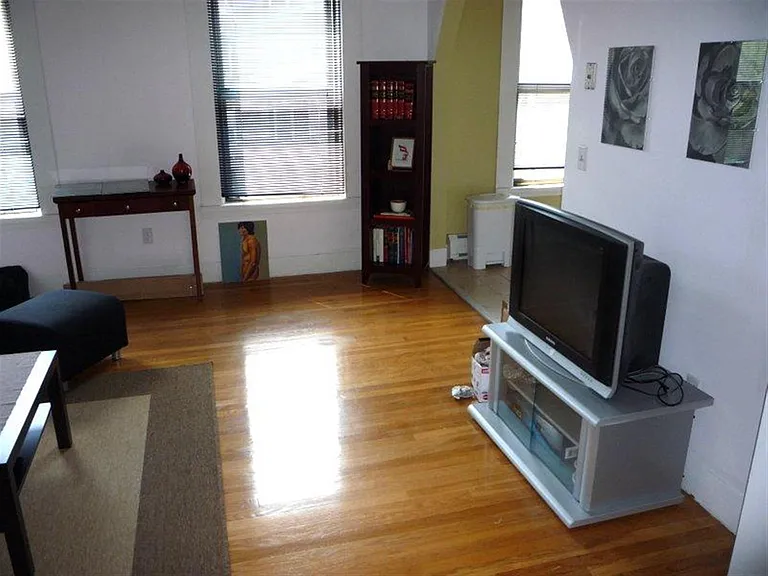 5 Wendell St #3 — Photo 2