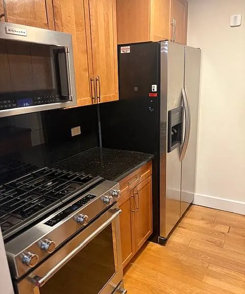 152-18 Union Tpke — Photo 1