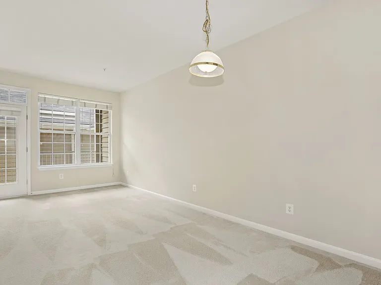 2664 Manhattan Pl #105 — Photo 7