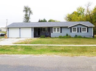 1860 Oak St, Hamilton, IL 62341