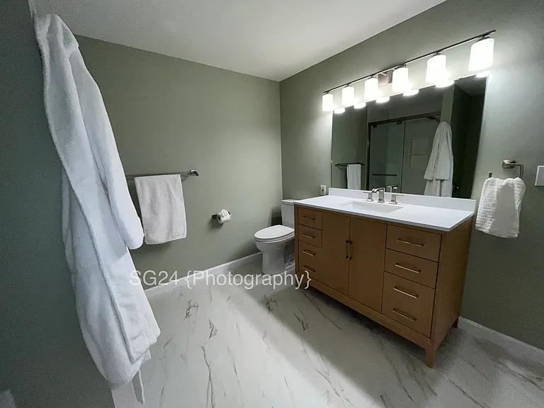 Upper floor bathroom with spa-like setting