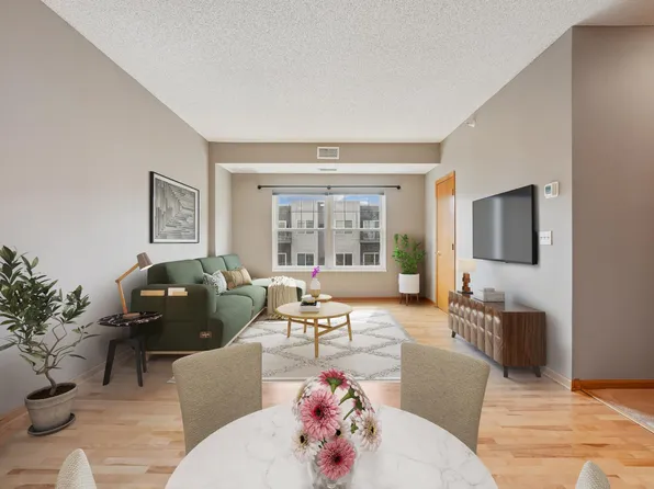 4824 E 53rd St APT 422, Minneapolis, MN 55417