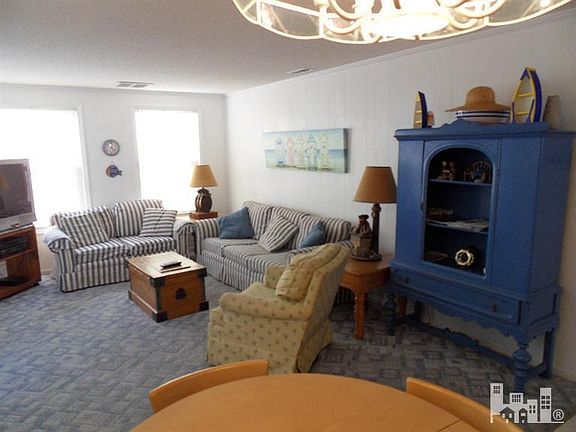 5th image of 214 N Fort Fisher Boulevard