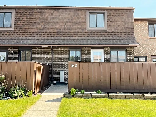168 Surrey Hill Way Photo 1