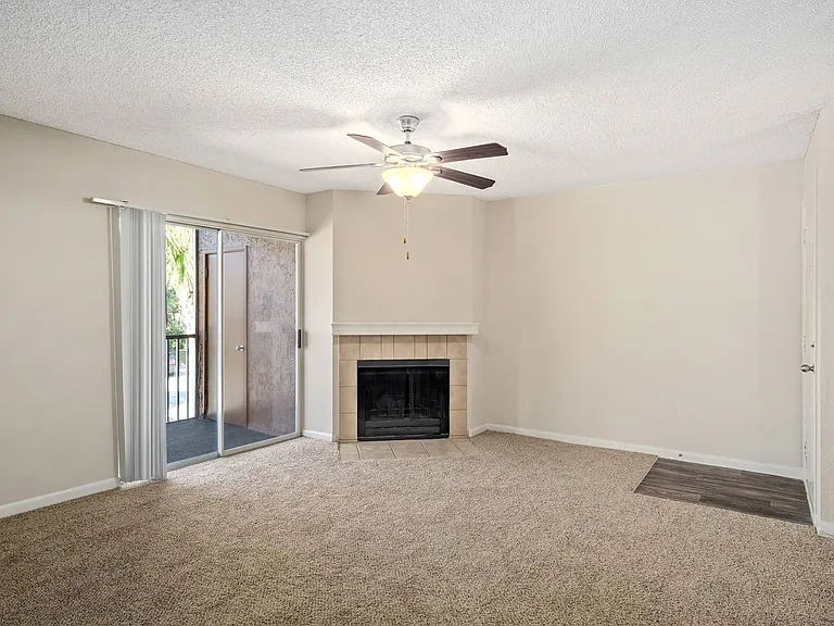 Altamira Place Apartment Homes — Photo 17