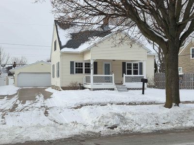 210 S John St, Kimberly, WI, 54136