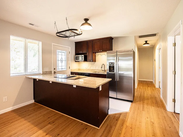 8717 NE Webster St #B — Photo 1