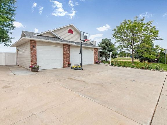 2nd image of 291 Wind Cave Cir