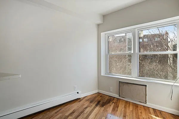 Rented by Compass | media 10