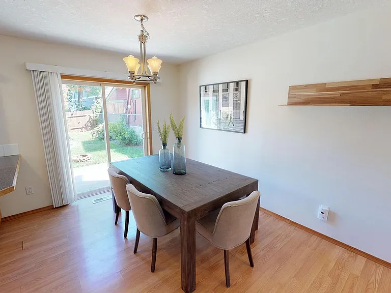 5418 NE 25th Ave — Photo 4