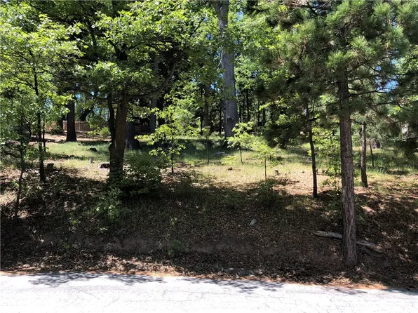 966 Lucerne Ln, Lake Arrowhead, CA 92352