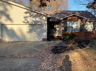 4 Robins Ct, Murray, KY 42071