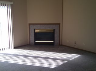 280 Woodridge Cir UNIT C-1, South Elgin, IL 60177